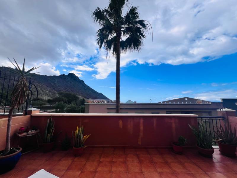 SPACIOUS APARTMENT WITH HUGE TERRACES ROQUE DEL CONDE