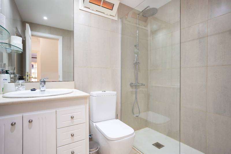 APARTMENT IN AN EXCEPTIONAL LOCATION PLAYA DEL DUQUE