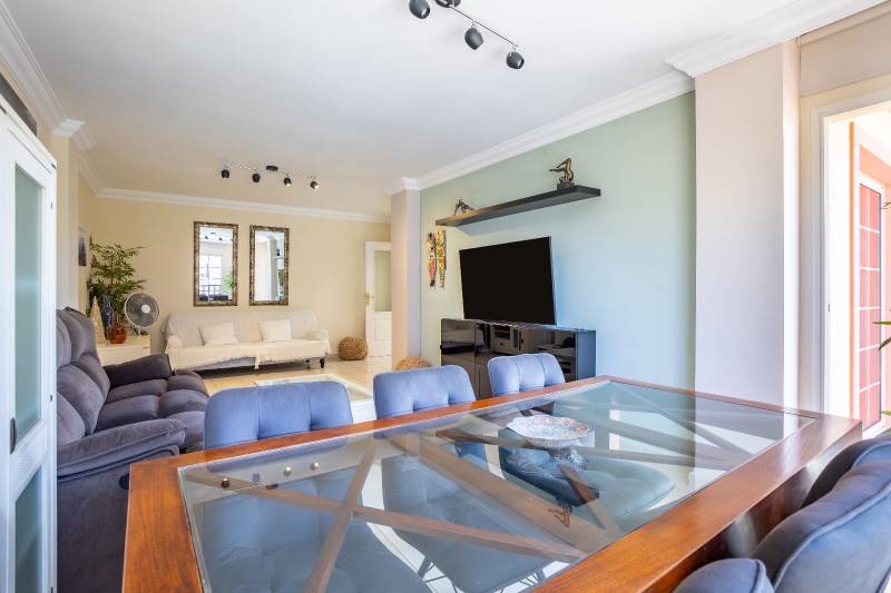 APARTMENT IN AN EXCEPTIONAL LOCATION PLAYA DEL DUQUE