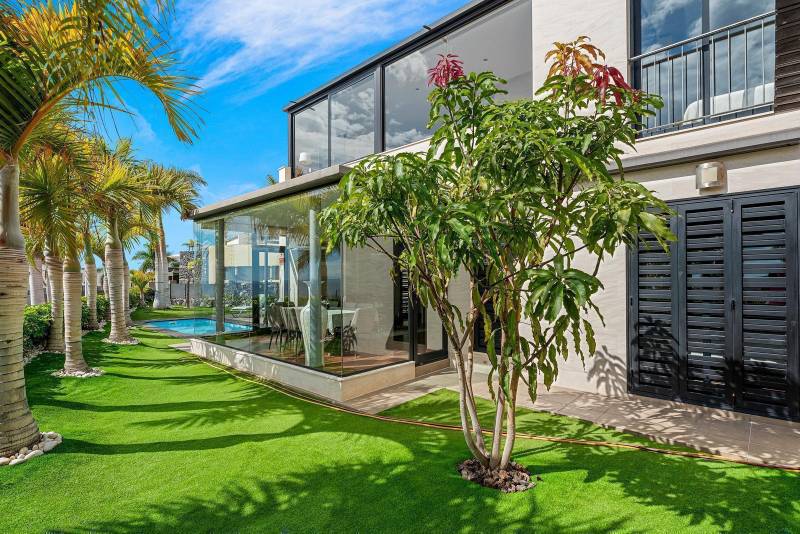 EXCEPTIONAL VILLA IN AN EXCEPTIONAL LOCATION FOR SALE