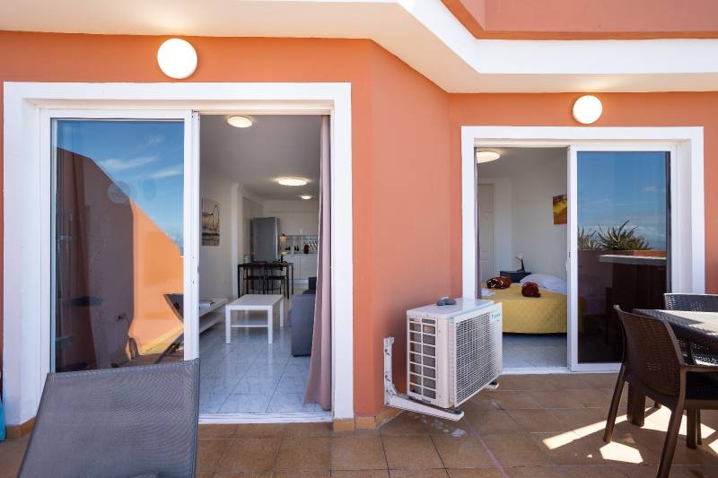 LOVELY OCEAN VIEW APARTMENT IN LOS GIGANTES FOR SALE