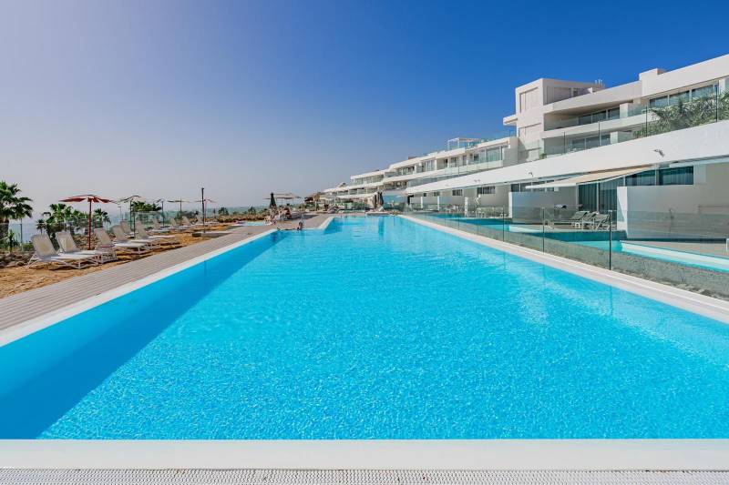 EXCEPTIONAL APARTMENT IN AN EXCLUSIVE LOCATION PLAYA DEL DUQUE