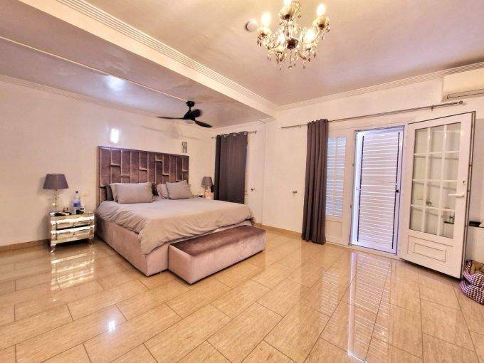 SPACIOUS VILLA IN SAN EUGENIO ALTO FOR SALE