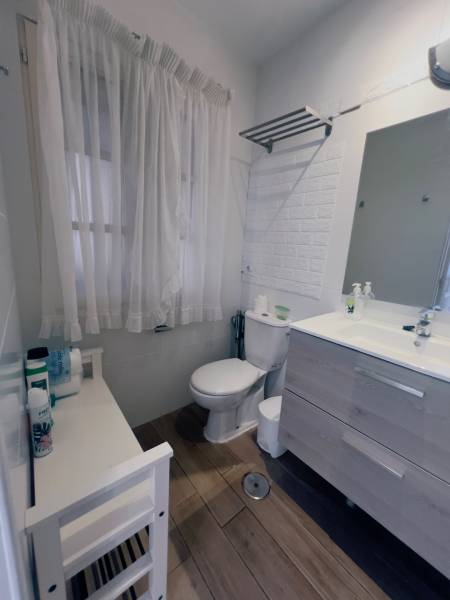 APARTMENT IN WINDSOR PARK FOR SALE