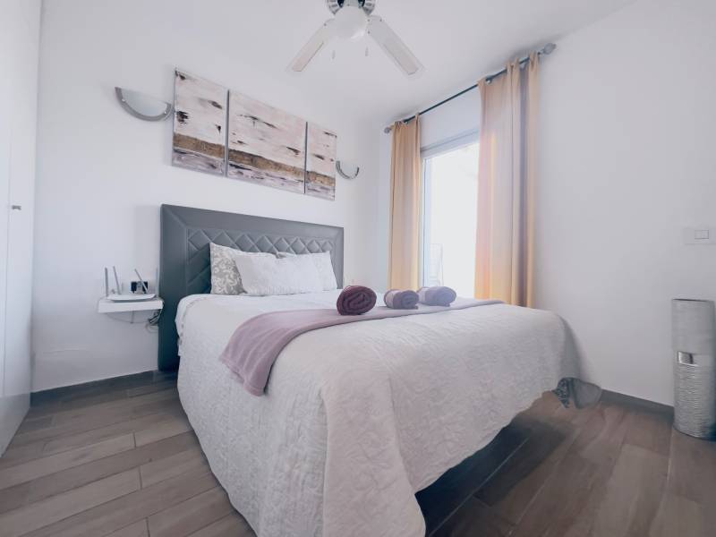 APARTMENT IN WINDSOR PARK FOR SALE